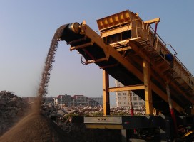 建筑垃圾移動破碎站設備多少錢一臺，環(huán)保圈熱議話題